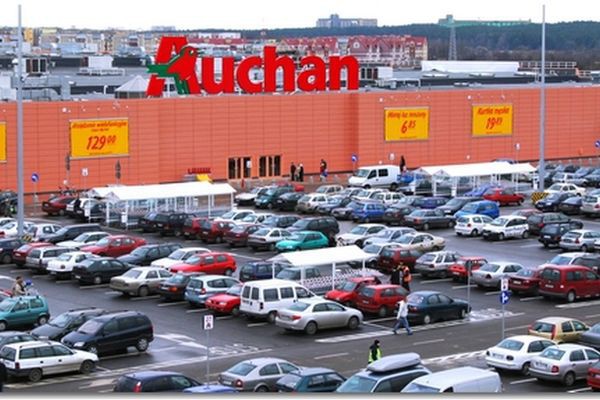 Auchan nabiera wody w usta