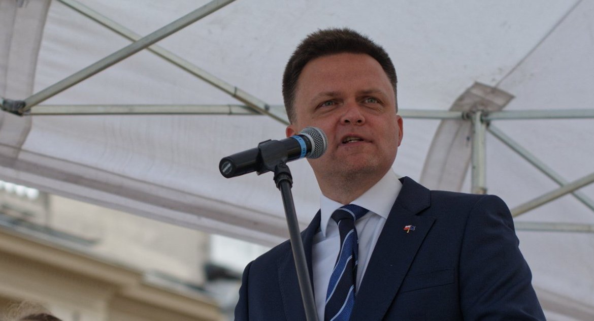 Obrzydliwe kłamstwa Szymona Hołowni. Do tego otrzymał spory cios ze strony, z której chyba się nie spodziewał