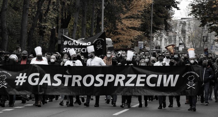 Na ulicach Białegostoku protestowała Gastronomia i branża eventowa z Podlasia
