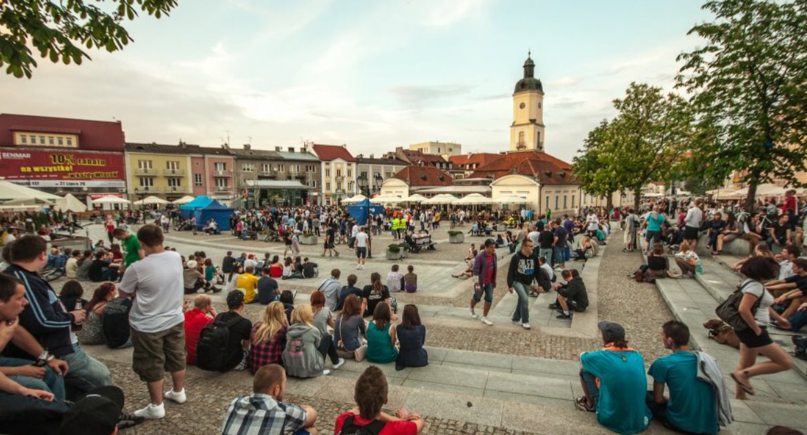 Nie tylko „Majteczki w kropeczki”. Dotacje z ministerstwa kultury otrzymało wiele podmiotów z branży kulturalnej i rozrywkowej
