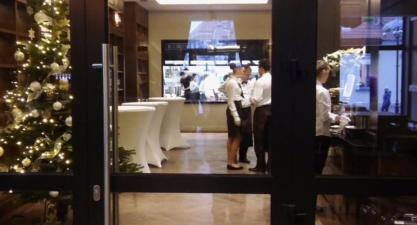 Hotel Royal już zaprasza. Kuchnia, piwo, pokoje są unikalne, a niebawem będzie też basen i Dr Eris. 