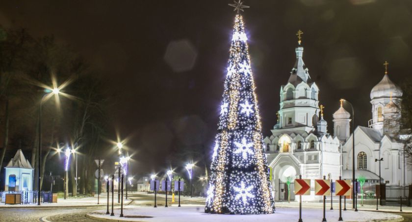 Wasilków cieszy mieszkańców świątecznymi iluminacjami