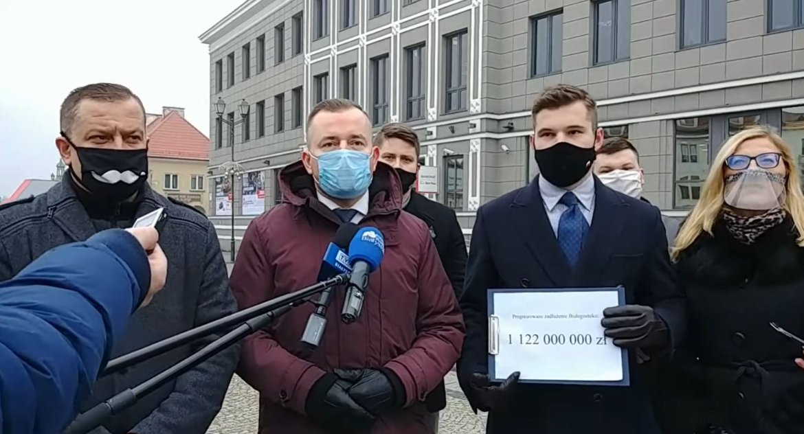Samorząd białostocki jest upolityczniony i podejmuje polityczne decyzje