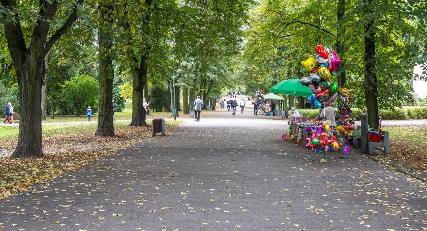 Może w tym roku źle nie będzie. Przedsiębiorcy już pytają o miejsca do handlu w Parku Planty