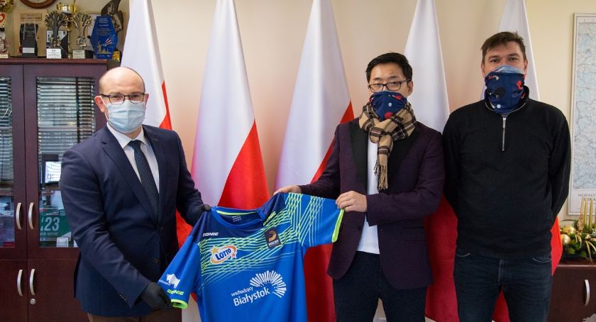 Przedstawiciele klubów sportowych z Podlasia spotkali się z marszałkiem