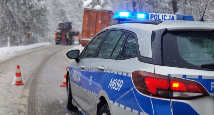 Śnieżyce dokuczają. W całym regionie doszło do wielu wypadków i kolizji