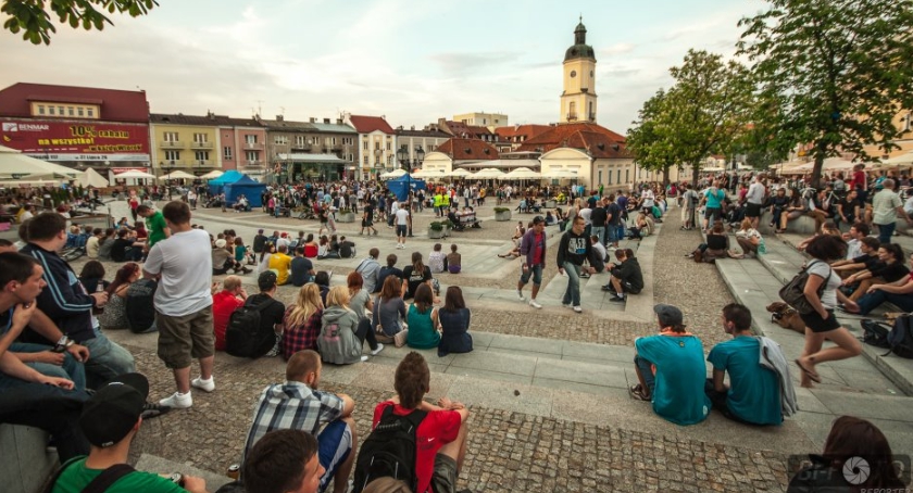 Taka gmina: Budżet, darcie szat i obowiązek wspierania czyli filozofia Kaliego w praktyce
