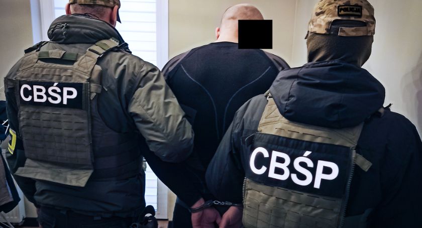 Sutenerzy z Podlasia zatrzymani na Wyspach. Prowadzili tam nielegalny biznes 
