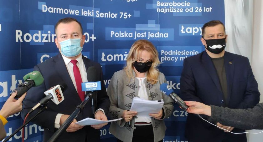 Radni PiS żądają wyciągnięcia konsekwencji od zastępcy prezydenta i od urzędników odpowiedzialnych za zimowe oczyszczanie 