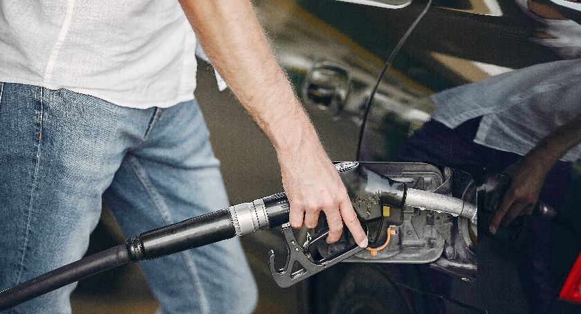 Tak mocno jak teraz paliwa nie drożały od lat