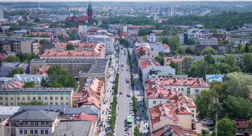 Pretensje do rządu, że nie daje pieniędzy na piękne oczy tym, którzy dobrze sobie radzą. Kompletny odlot prezydentów