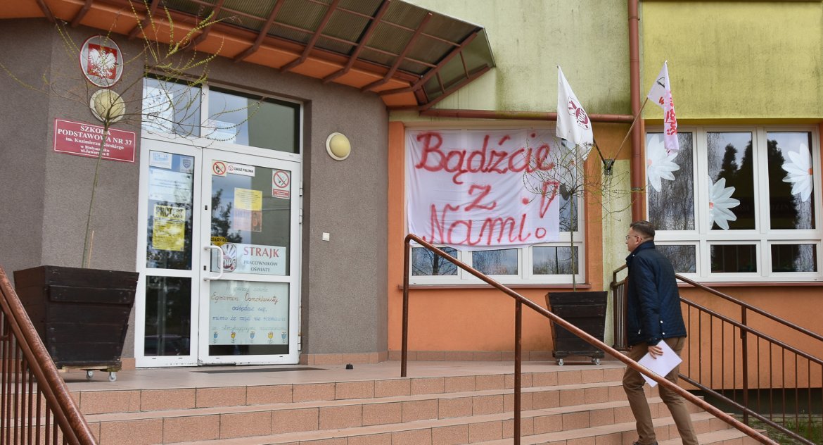 W białostockich szkołach dzieje się bardzo źle. Mówią o tym sami uczniowie