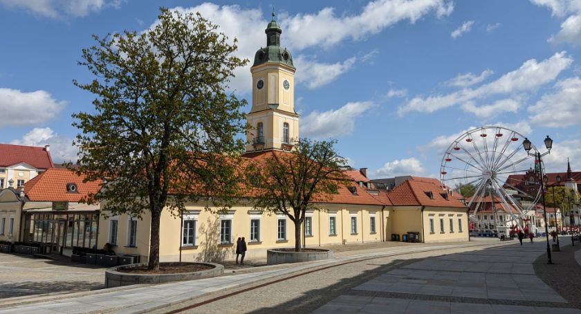Diabelski młyn ruszył. Chętnych nie brakowało