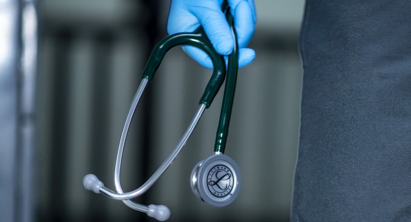 Trzecia fala epidemii w odwrocie. Prawie 4 tys. nowych zakażeń koronawirusem w Polsce