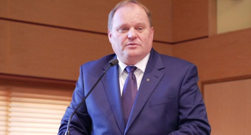 Poseł Baszko oburzony artykułem w GW: Manipulacja i uderzenie w moją osobę