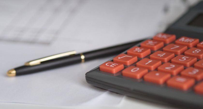 Świadczenie przedemerytalne i praca? O przychodach trzeba informować