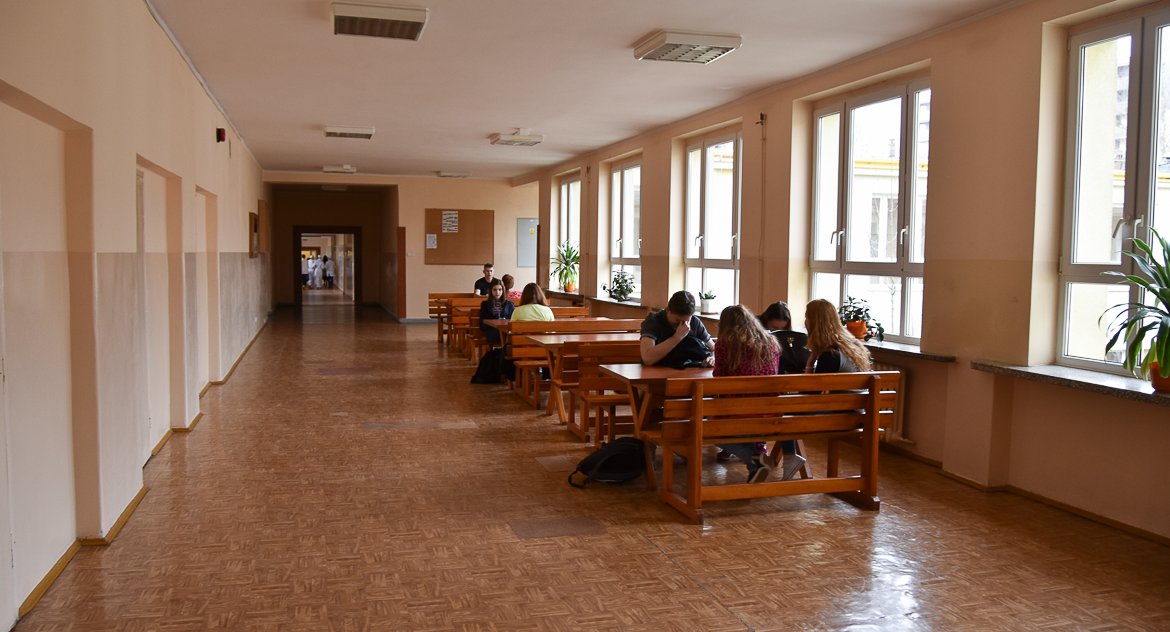 Są wątpliwości co do zgodności z prawem działania telefonu zaufania dla dzieci i młodzieży w Białymstoku