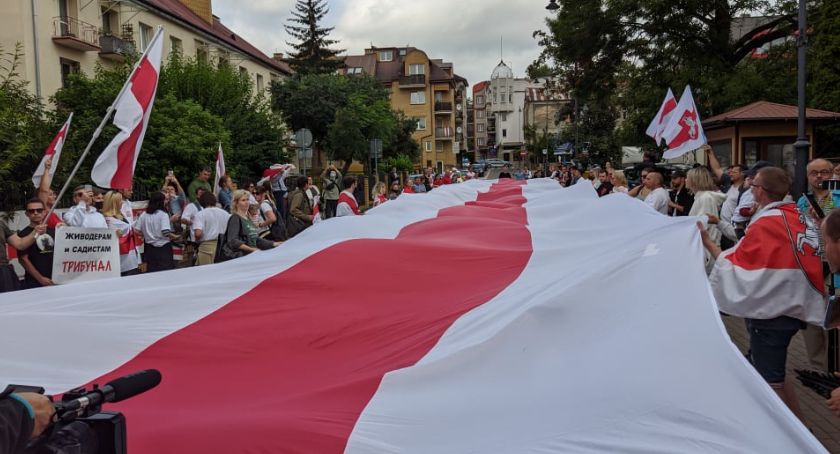 Białorusini z Polakami we wspólnym marszu ulicami Białegostoku 