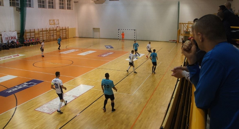 Futsal: Helios wyleciał za burtę