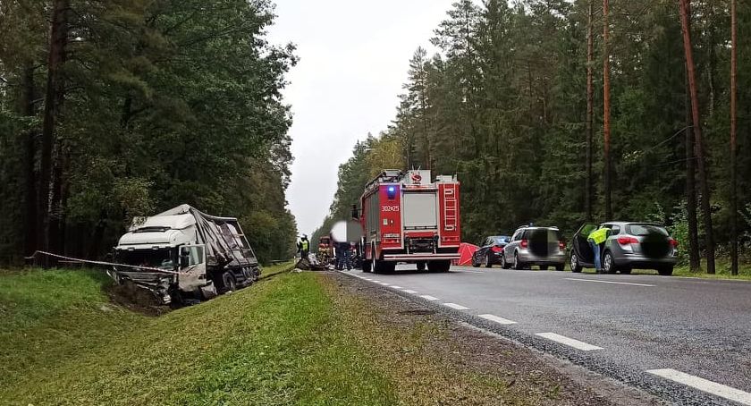 Na drodze z Białegostoku do Bobrownik doszło do śmiertelnego wypadku. Zginął ojciec i troje dzieci