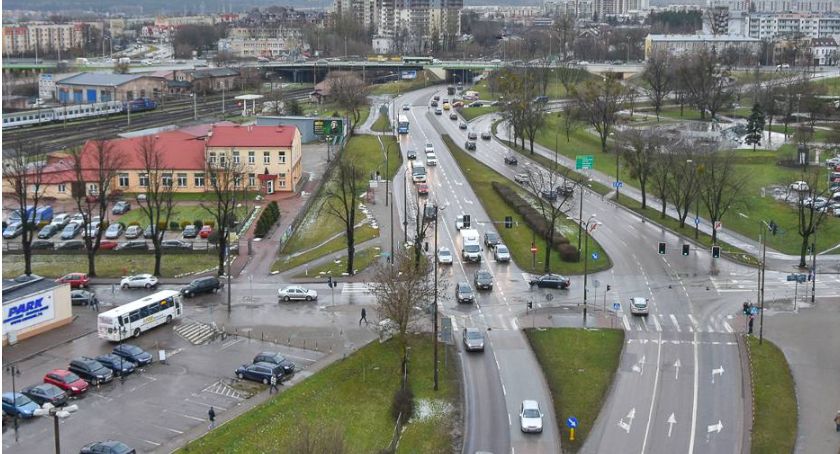 Od jutra rozpoczynają się prace związane z budową przejścia podziemnego pieszo – rowerowego pod torami PKP