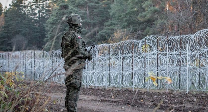 Białorusin próbował strzelić do polskich żołnierzy. Kolejni grozili im śmiercią