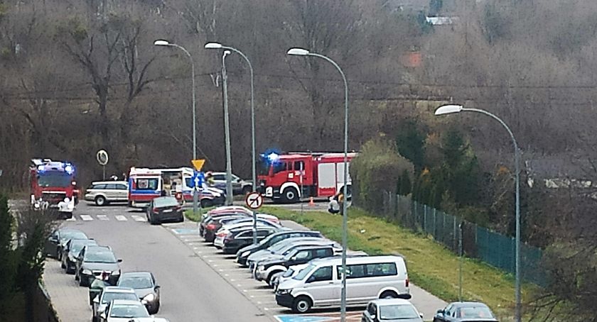 Zderzenie na Piasta. Interweniowały straż, policja i pogotowie