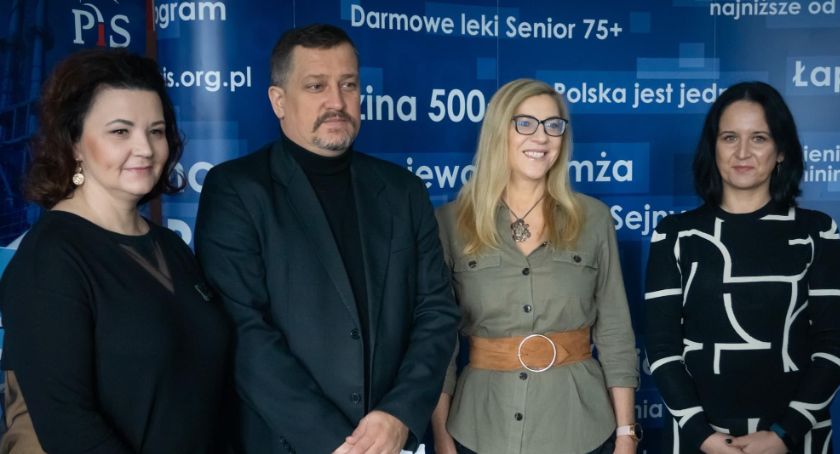 Na sesji Rady Miasta stanie projekt stanowiska wspierającego polskich mundurowych. Radni PiS proszą o jego przyjęcie