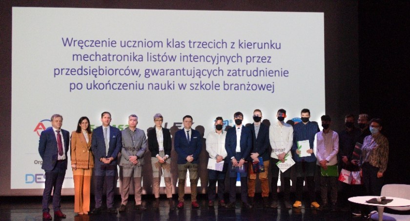 Ci młodzi ludzie nie będą musieli martwić się o pracę. Mają gwarancję zatrudnienia