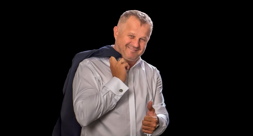 Biznes a święta. Jak rozliczyć upominki, by nie podpaść fiskusowi?