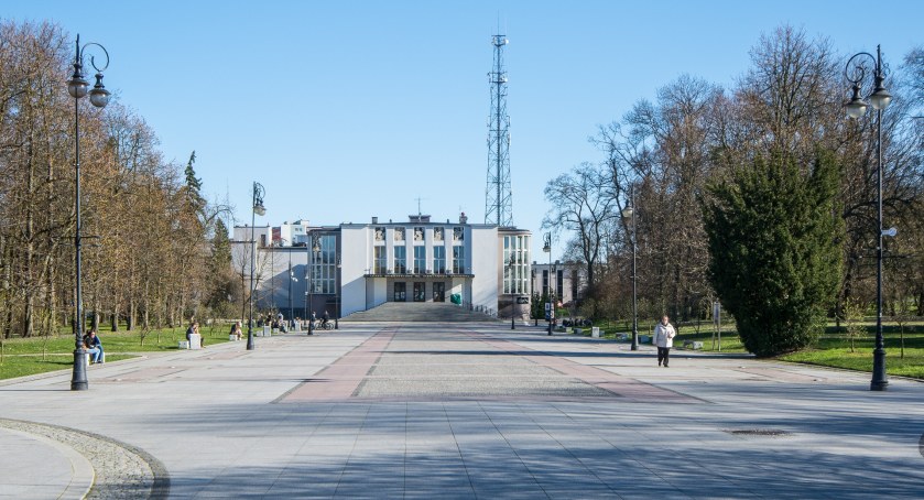 Jutro można złożyć życzenia z okazji Dnia Teatru