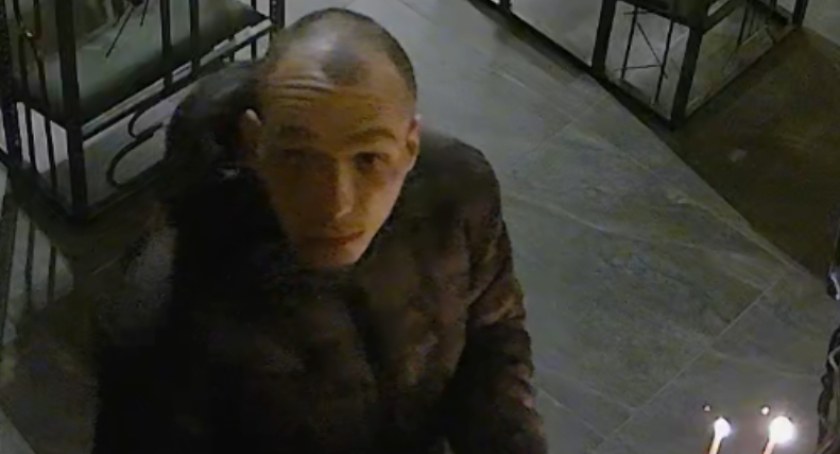  Znasz go? Policja szuka złodzieja - okradł mieszkanie na Wysokim Stoczku