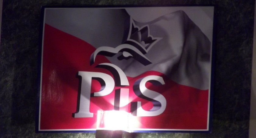 Duże zmiany w strukturach partii rządzącej. W województwie podlaskim jest trzech nowych pełnomocników i opiekun regionu
