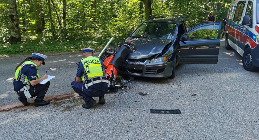 Wypadek z udziałem motocyklisty. Kierowca auta nie ustąpił mu pierwszeństwa