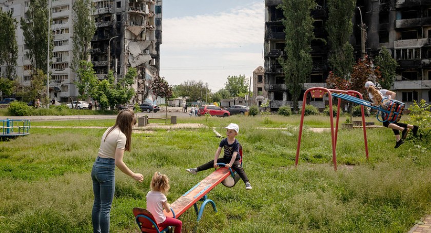 Już ponad tysiąc dzieci jest ofiarami wojny na Ukrainie. Część Rosjanie zabili, inne okaleczyli