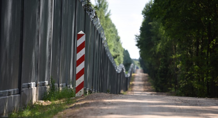 Nielegalni migranci z Białorusi znów próbowali przeprawić się do Polski przez Świsłocz