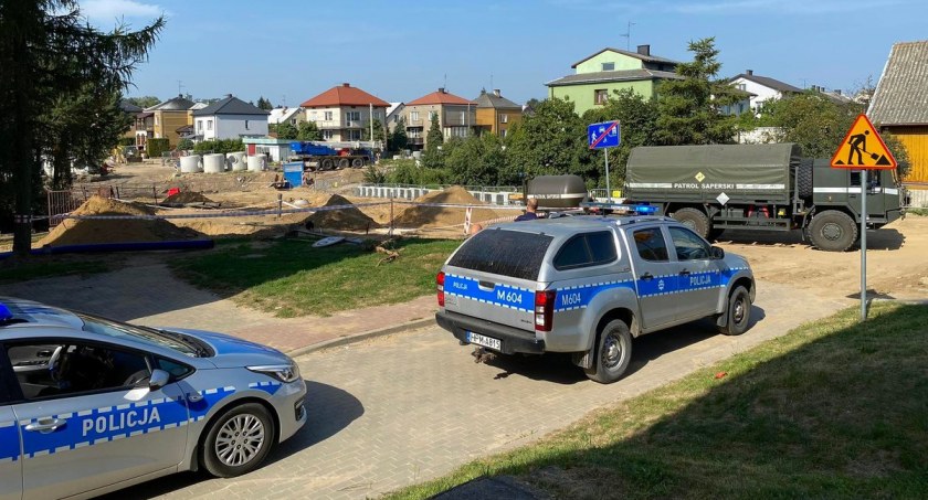 Kiedy saperzy w Kolnie wydobywali pozostałości po II wojnie światowej, teren zabezpieczali policjanci