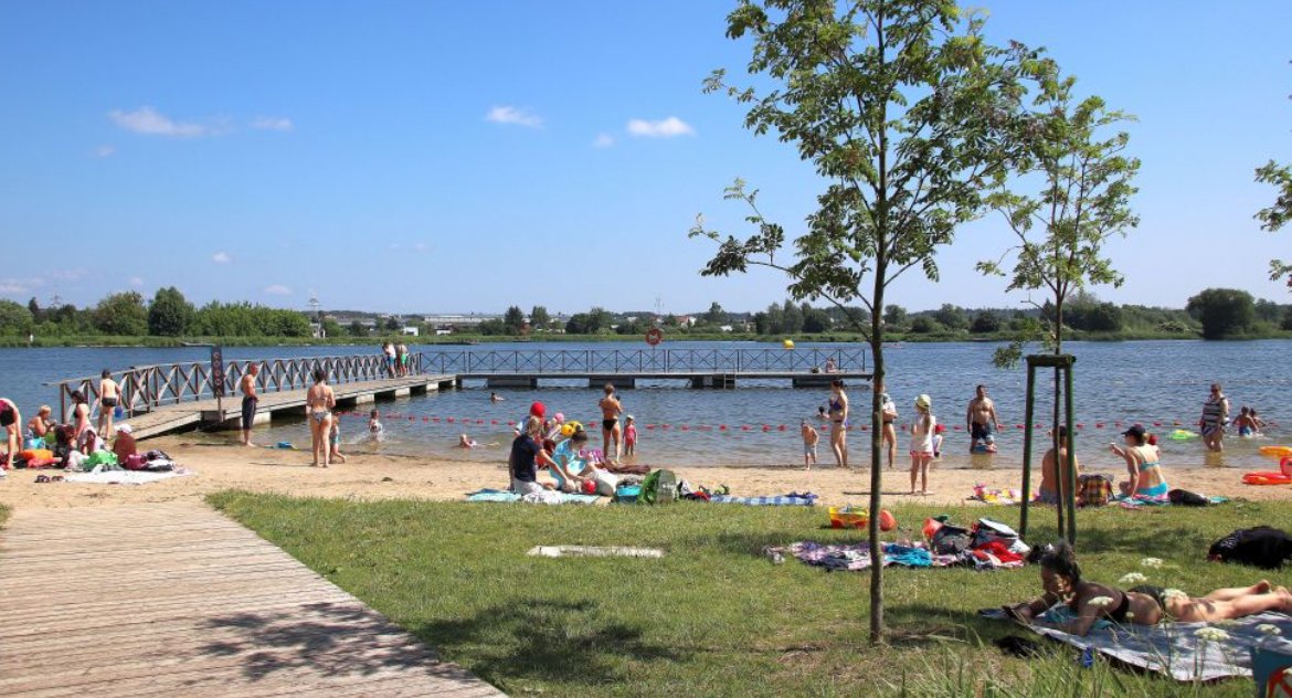 Miejska plaża na Dojlidach od kilku lat cieszy się praktycznie takim samym zainteresowaniem białostoczan w okresie wakacji