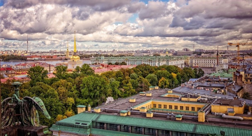 Radni z Petersburga zasugerowali odsunięcie Putina od władzy. Odwiedziła już ich rosyjska policja