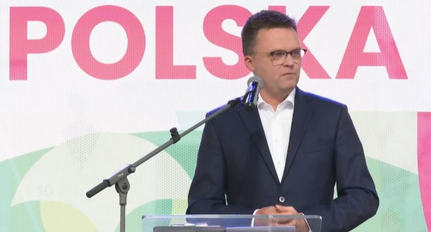 Szymon Hołownia w Białymstoku przedstawiał kandydatów na kandydatów do Sejmu. Z ich powodu odeszli wcześniej działacze Polski 2050