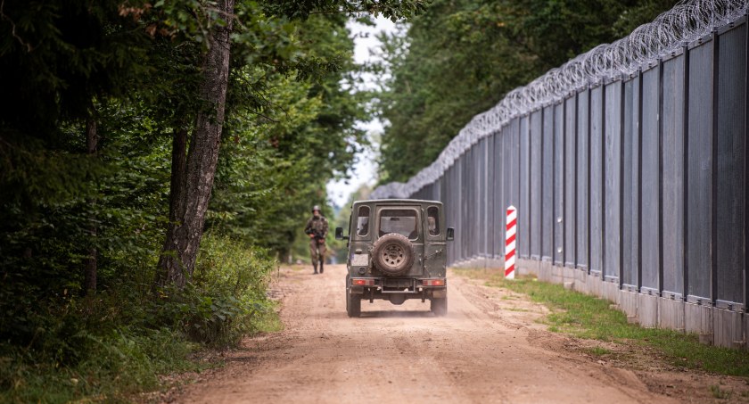 Straż Graniczna zatrzymała 54 cudzoziemców i 2 przemytników