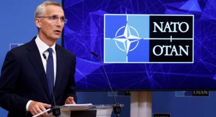 Jens Stoltenberg twierdzi, że rosyjski ostrzał obiektów cywilnych w miastach to oznaka bezsilności Rosji