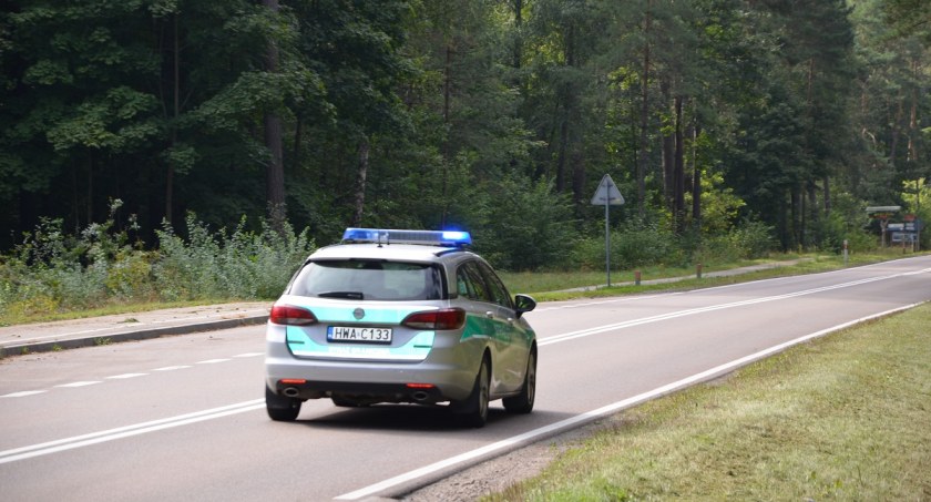 Straż Graniczna zatrzymała wczoraj 59 cudzoziemców i 5 przemytników ludzi