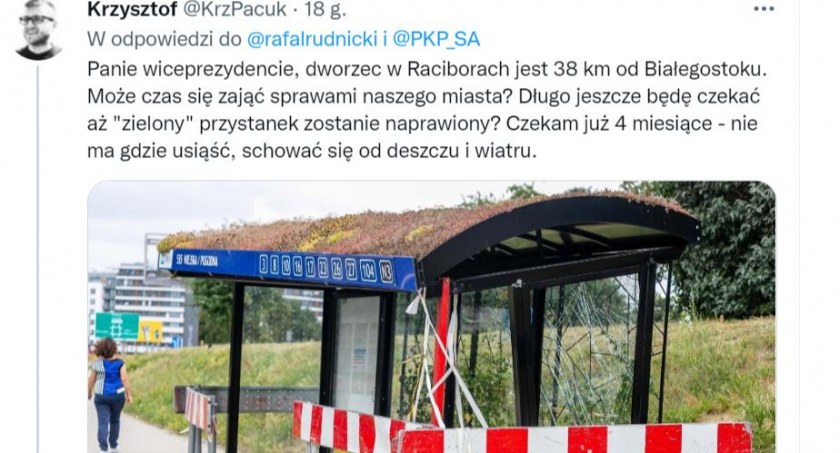 Jeszcze prawie miesiąc trzeba będzie czekać na naprawę przystanku autobusowego przy ulicy Wiejskiej