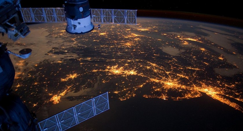Łączność satelitarna Ukrainy musi być utrzymana. Pentagon rozmawia ze SpaceX