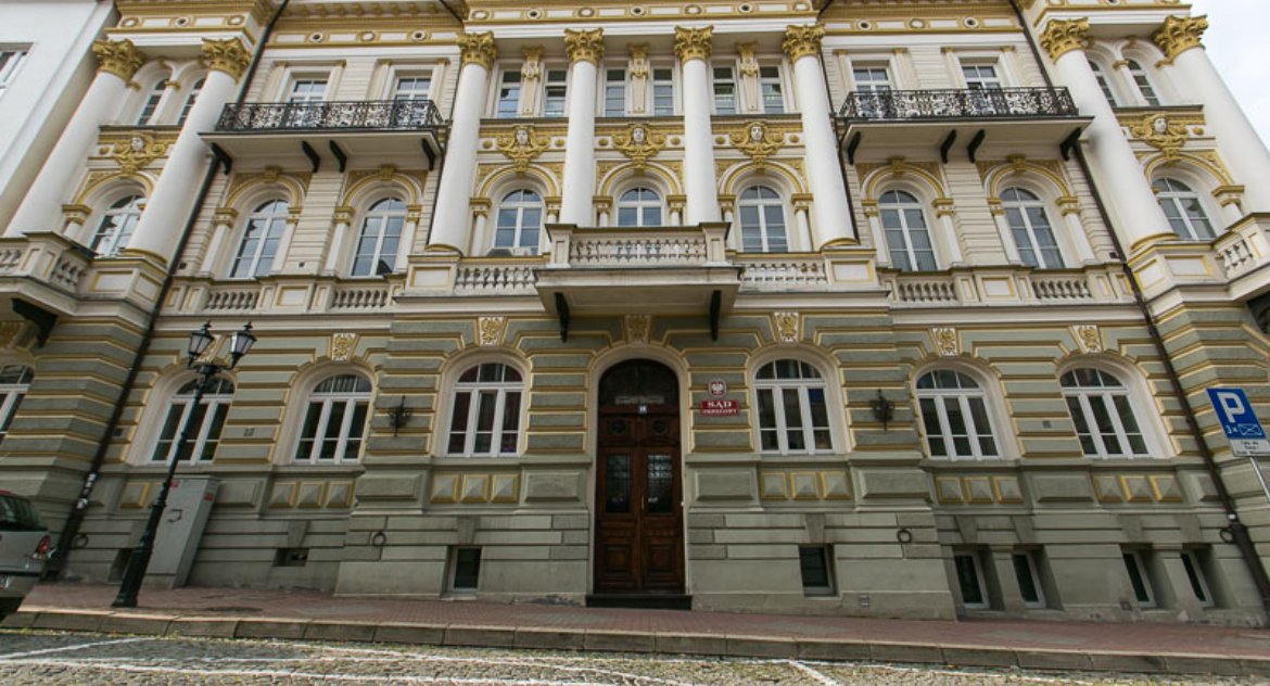 Zapadł wyrok wobec byłej dyrektorki białostockiej szkoły. Pójdzie do więzienia na trzy lata 