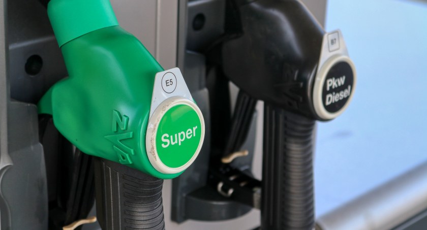 Ceny paliw wyraźnie spadną? Autogaz już poniżej 3 złotych