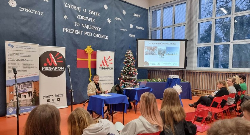 Informują, edukują, wspierają: fundacja Megafon nie ustaje w działaniu