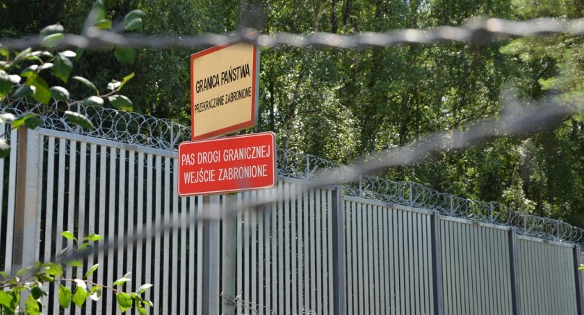 Od przyszłego roku nie będzie już zakazu przebywania pod granicą. Bez dostępu pozostanie wyłącznie pas drogi granicznej