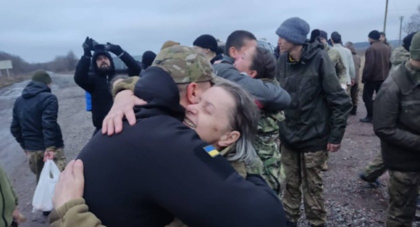 Ukrainie udało się odzyskać z niewoli 1596 osób
